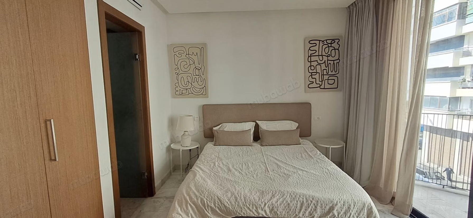 Palmier hoogwaardig gemeubileerd studio met balkon
