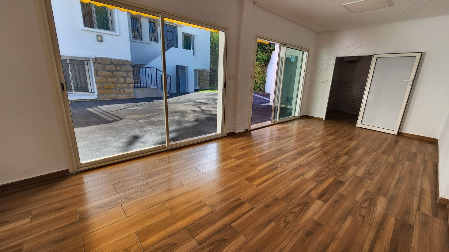 Single-storey villa for rent for professional use – Hassan neighborhood