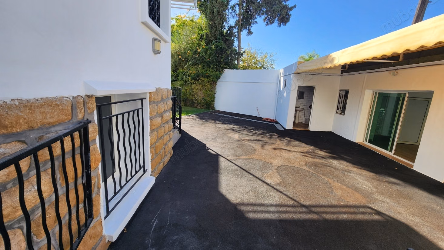 Single-storey villa for rent for professional use – Hassan neighborhood
