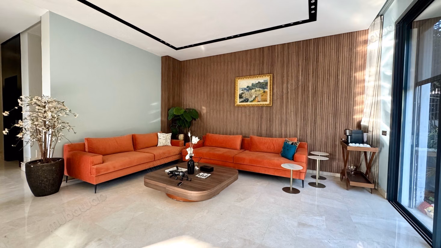 Magnifica villa a schiera nella città verde da cogliere