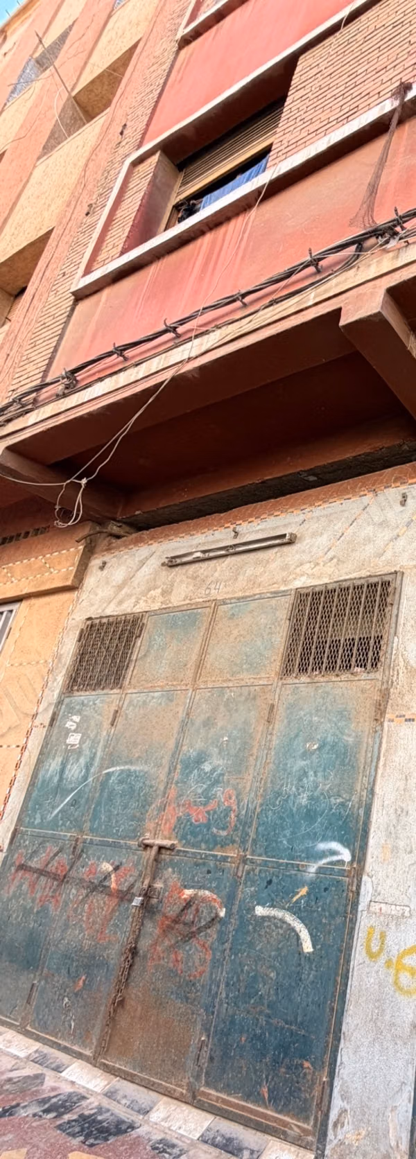 Locale commerciale di 14m