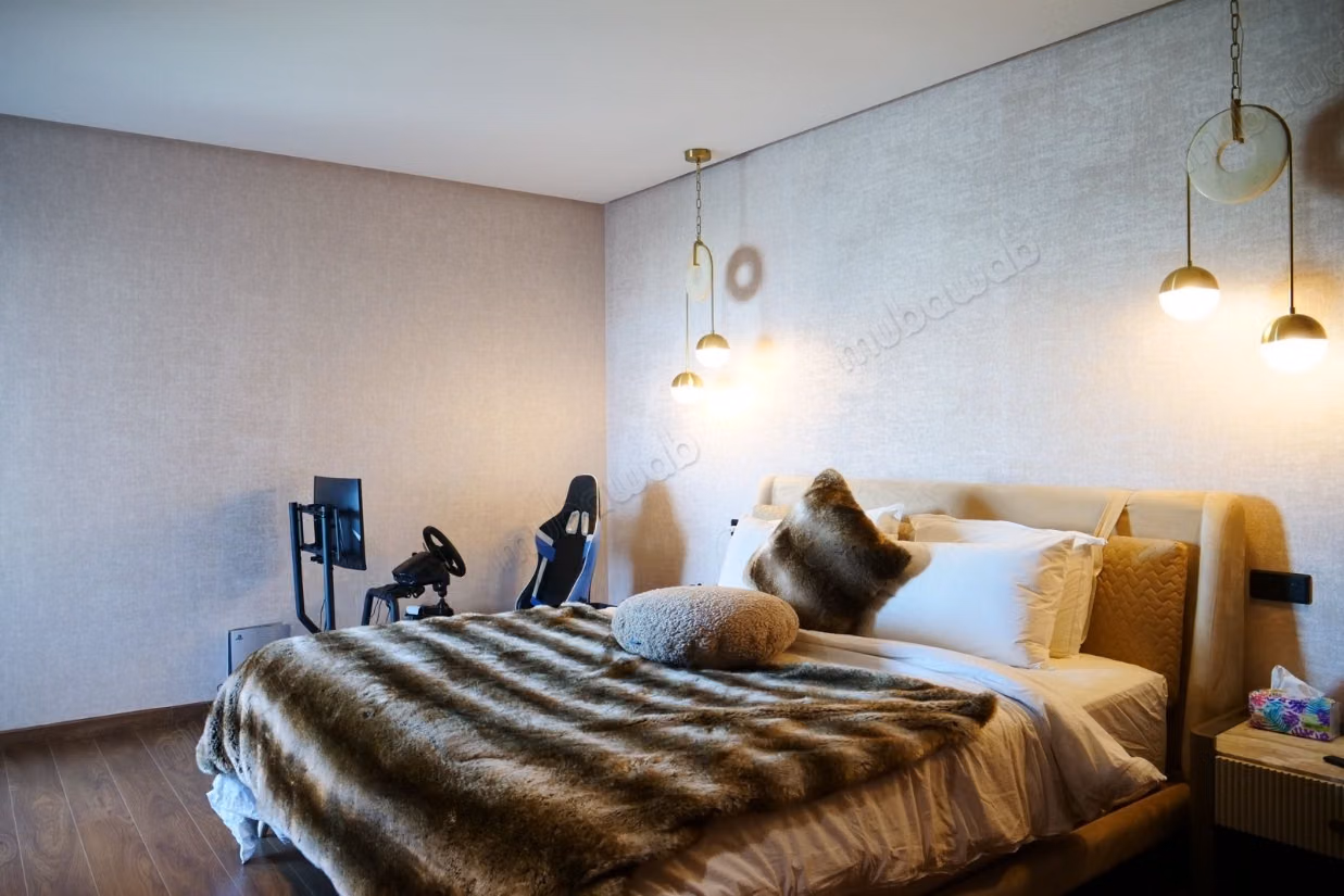 Superbe appartement sur Californie à vendre