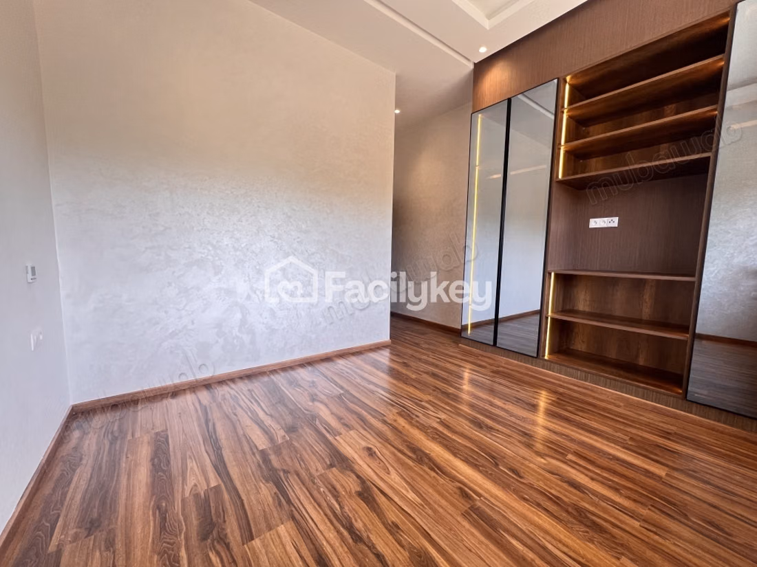 101 m² Apartment in Casablanca