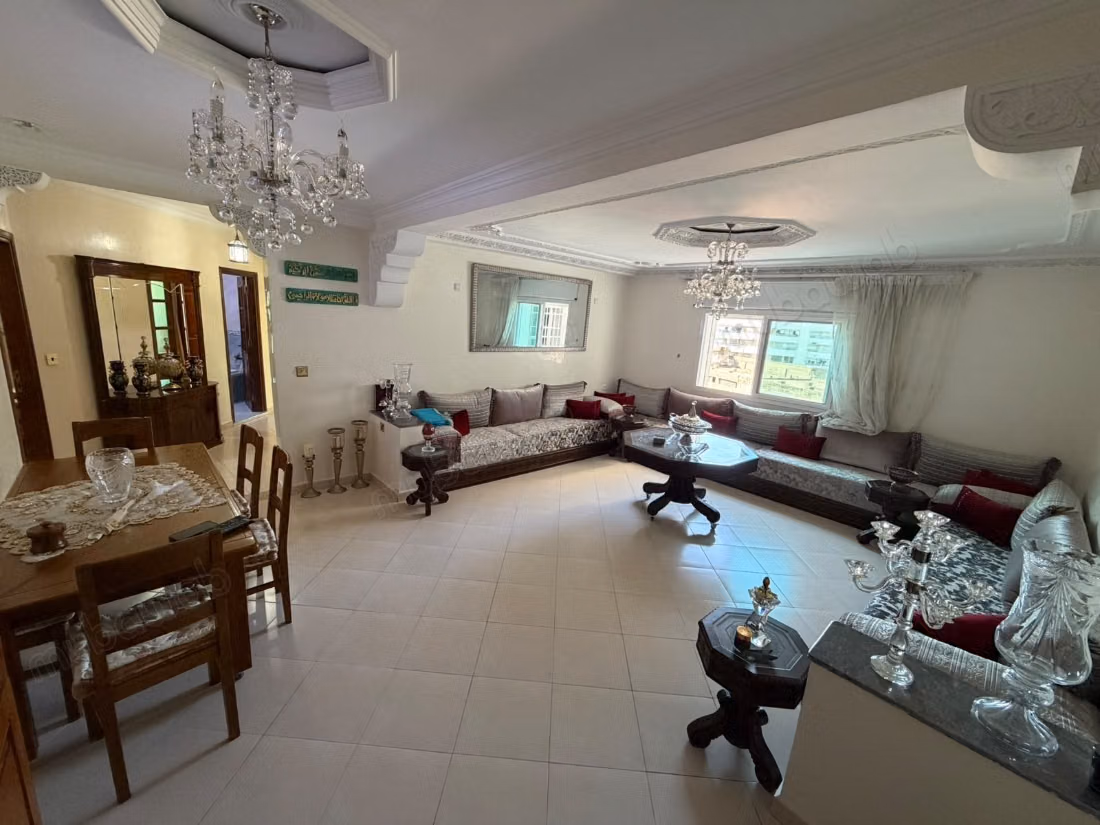 Appartement de 143 m² à vendre – Centre ville