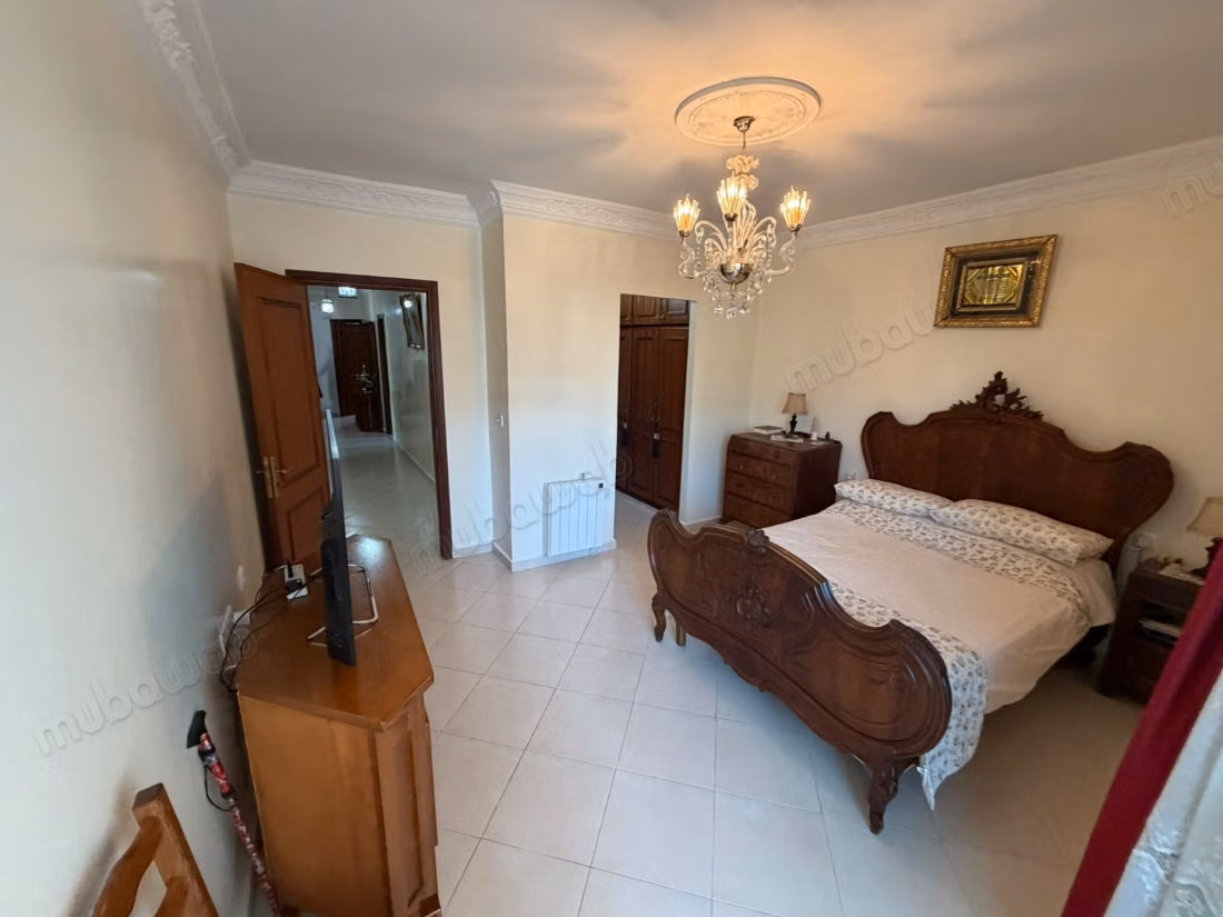 Appartement de 143 m² à vendre – Centre ville