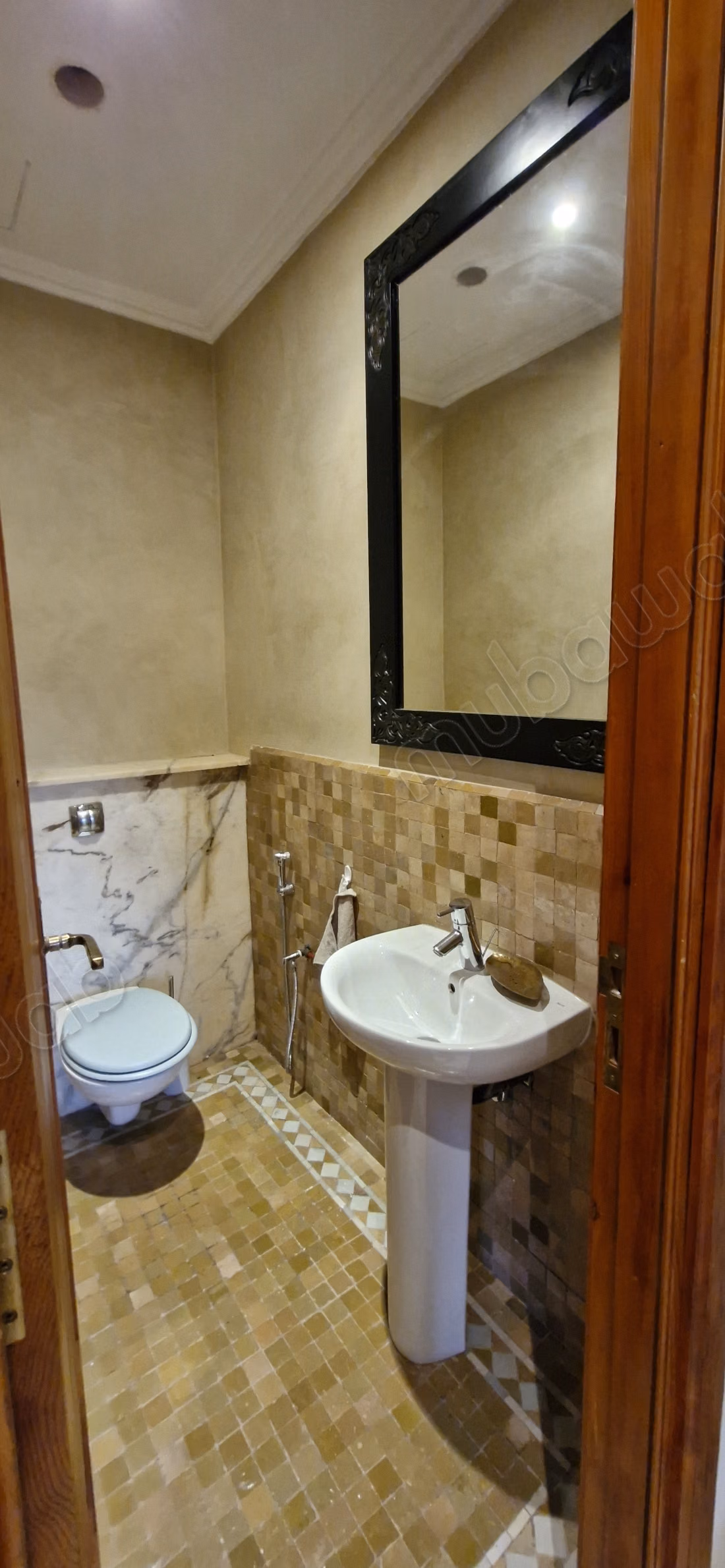Apartment for sale in Ennakhil Palmeraie. Area 75 m². Satellite dish and security
