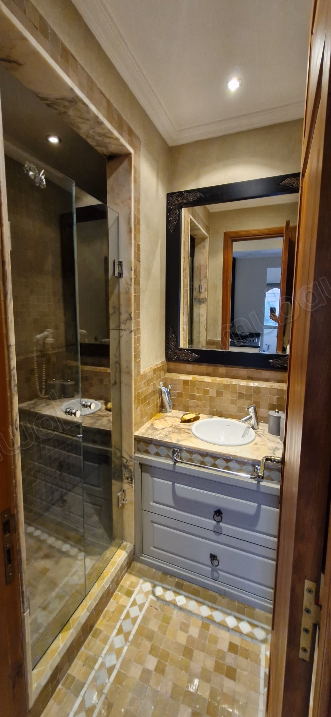 Apartment for sale in Ennakhil Palmeraie. Area 75 m². Satellite dish and security