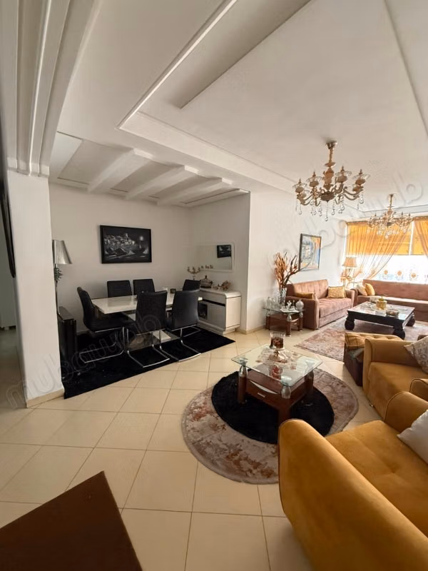 Mooi appartement aan de boulevard 110 m