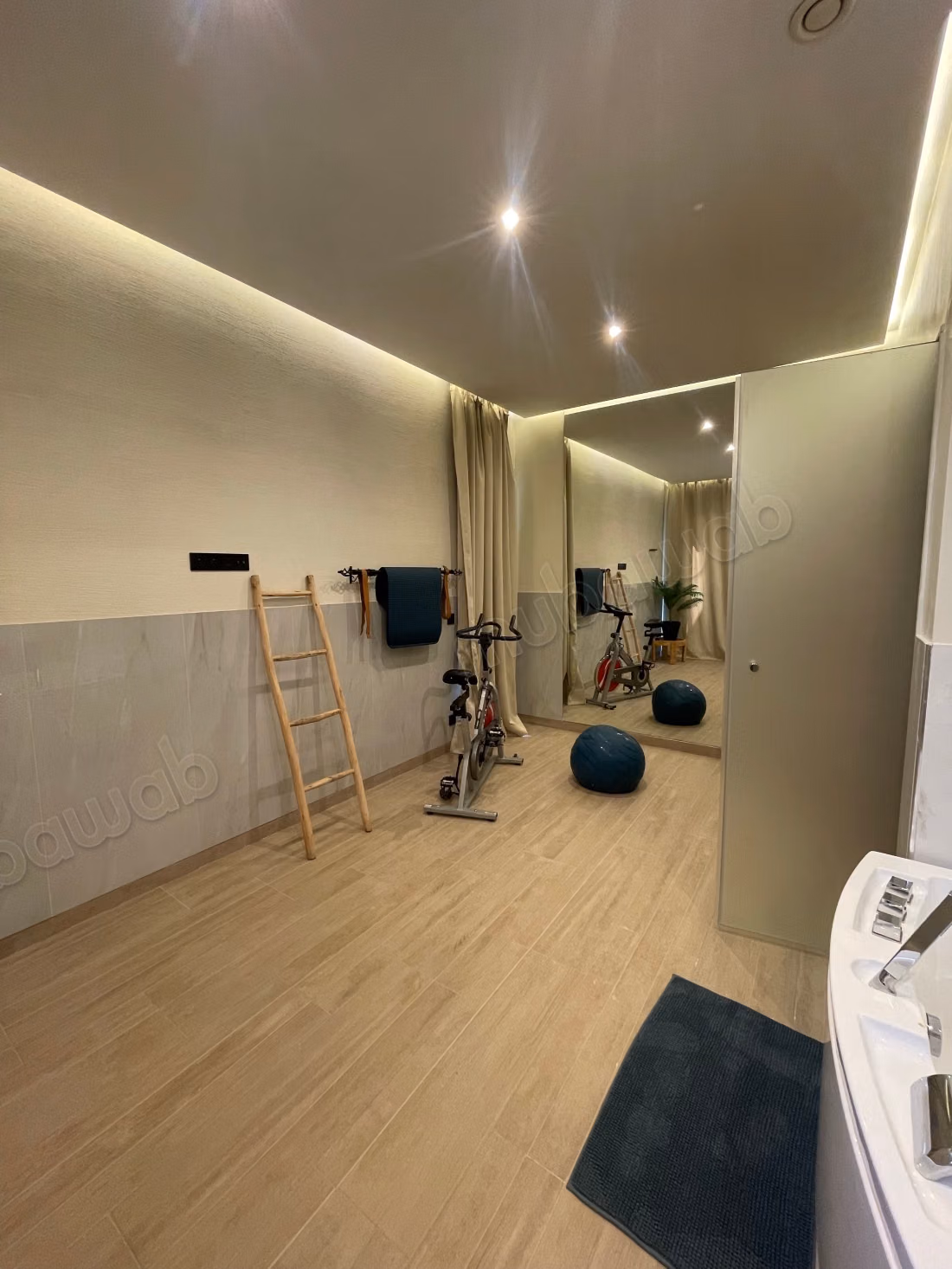 Lusso e Raffinatezza - Magnifica Villa Arredata su 1.000 m²