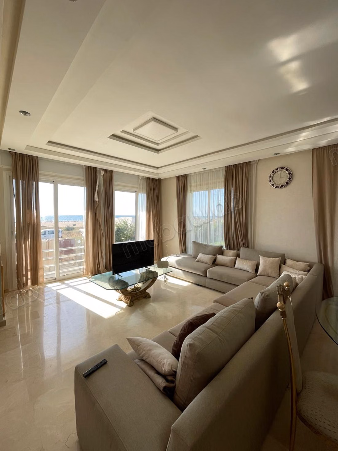 Luxury furnished villa for rent with beautiful sea view