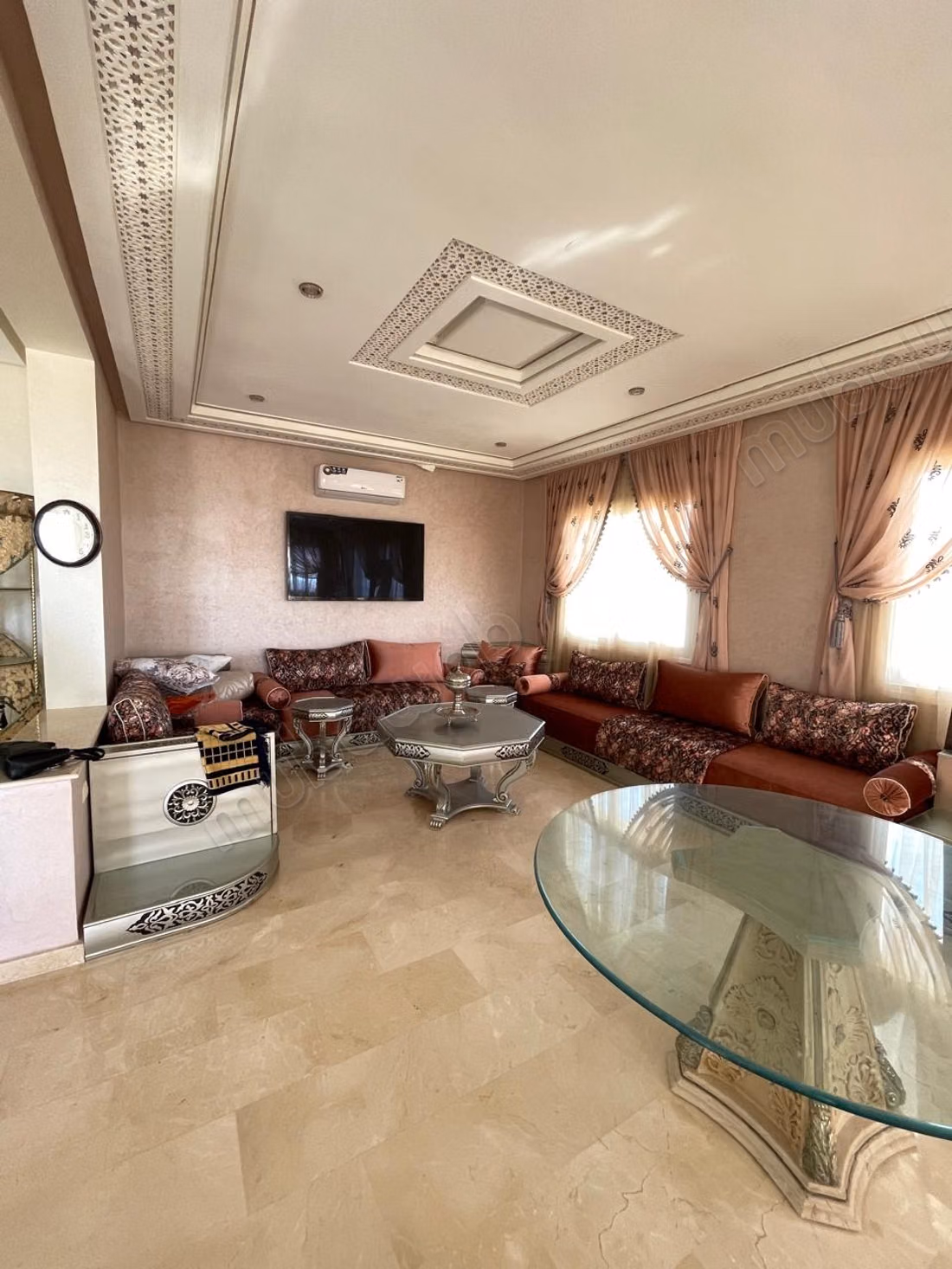 Luxury furnished villa for rent with beautiful sea view