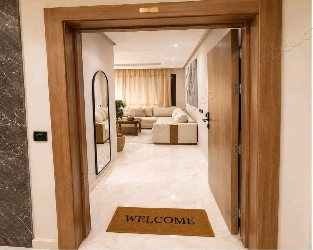 Location d'un appartement à Les princesses. 
1 Pièce. 
Avec ascenseur et terrasse