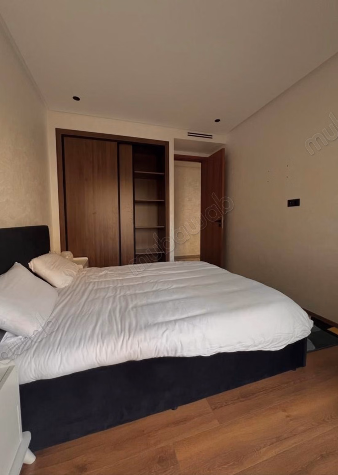 For Rent - Furnished Apartment 3 Bedrooms CFC