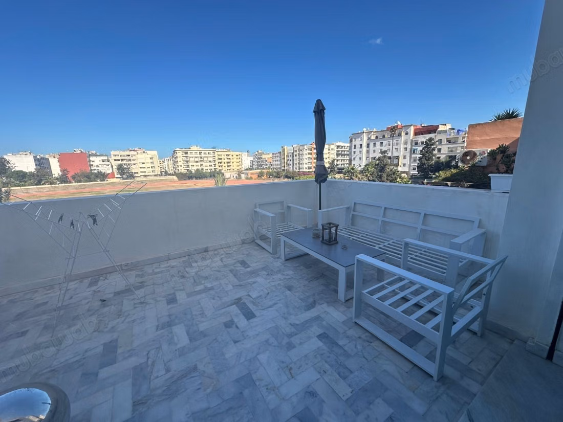 Appartement à louer 2 chambre vide sans vis à vis à côté du triangle d’or