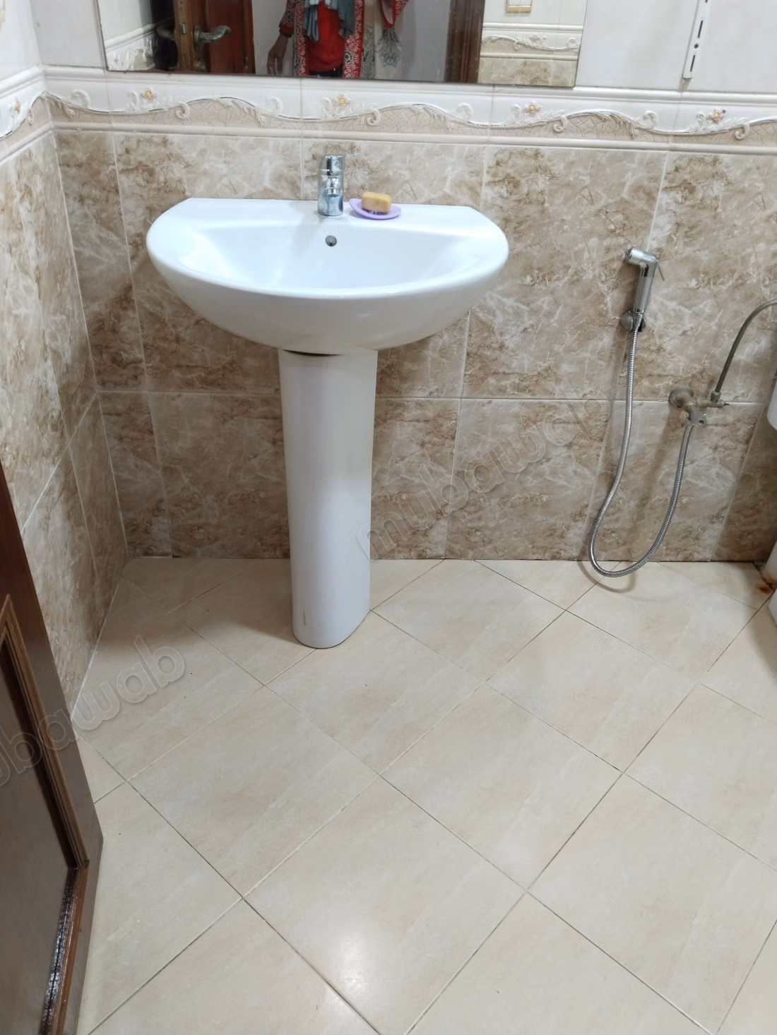 Very nice apartment for rent in Bourgogne Ouest. Total area 60 m². Traditional Moroccan living room, secured residence