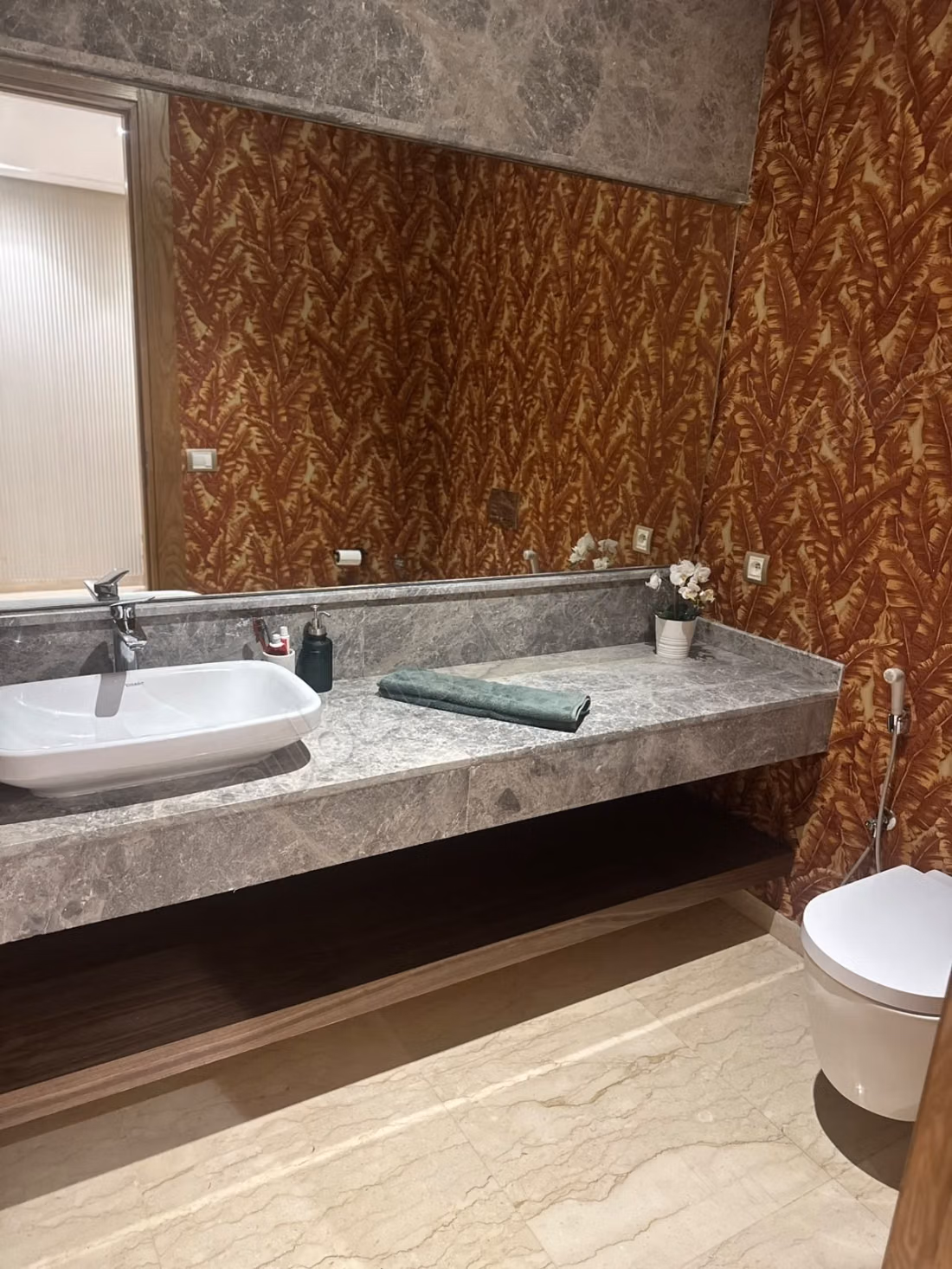 Appartement meublé 4 chambres – ville verte bouskoura