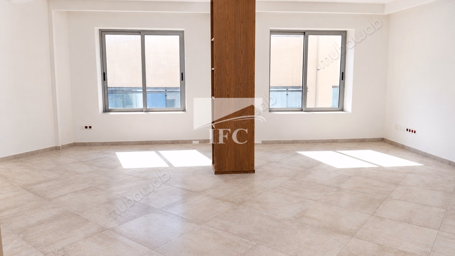 Office in 3 spaces 285m² Lake 1 IFCL1230