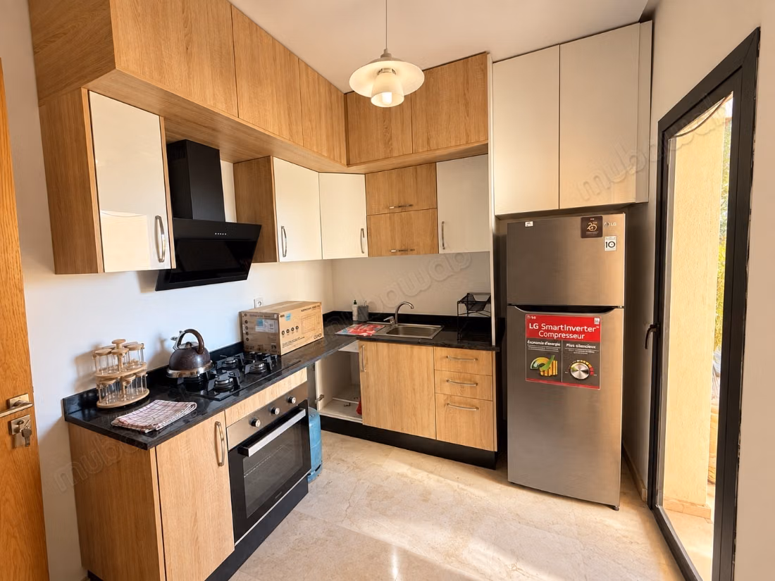 Appartement en location à Hay Targa. 3 pièces. Bien meublé
