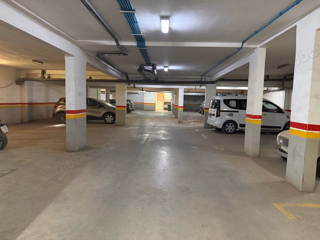 Appartement en location à Hay Targa. 3 pièces. Bien meublé