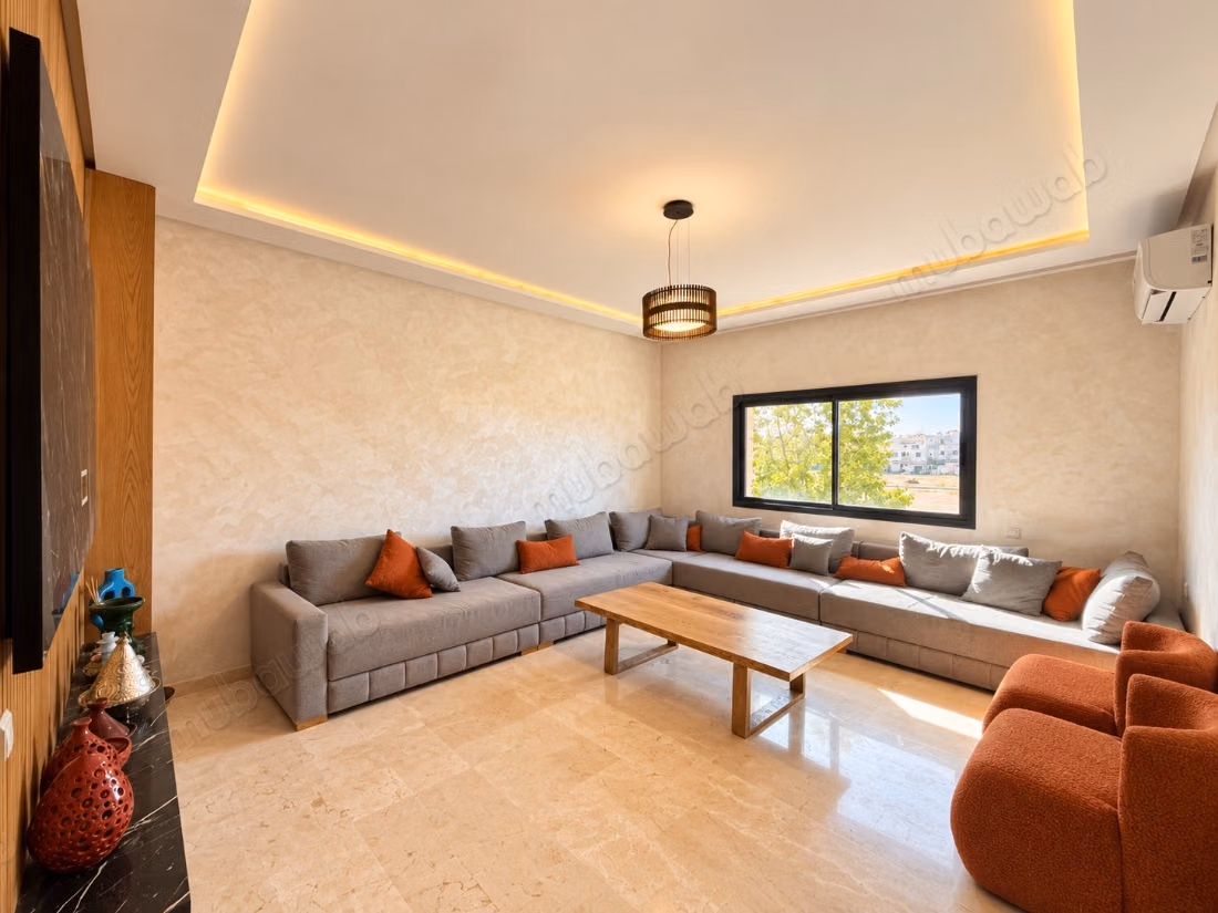 Appartement en location à Hay Targa. 3 pièces. Bien meublé