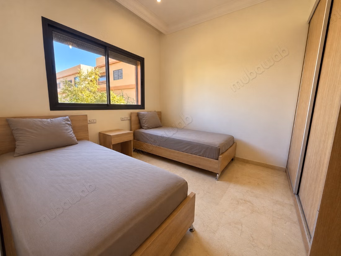 Appartement en location à Hay Targa. 3 pièces. Bien meublé