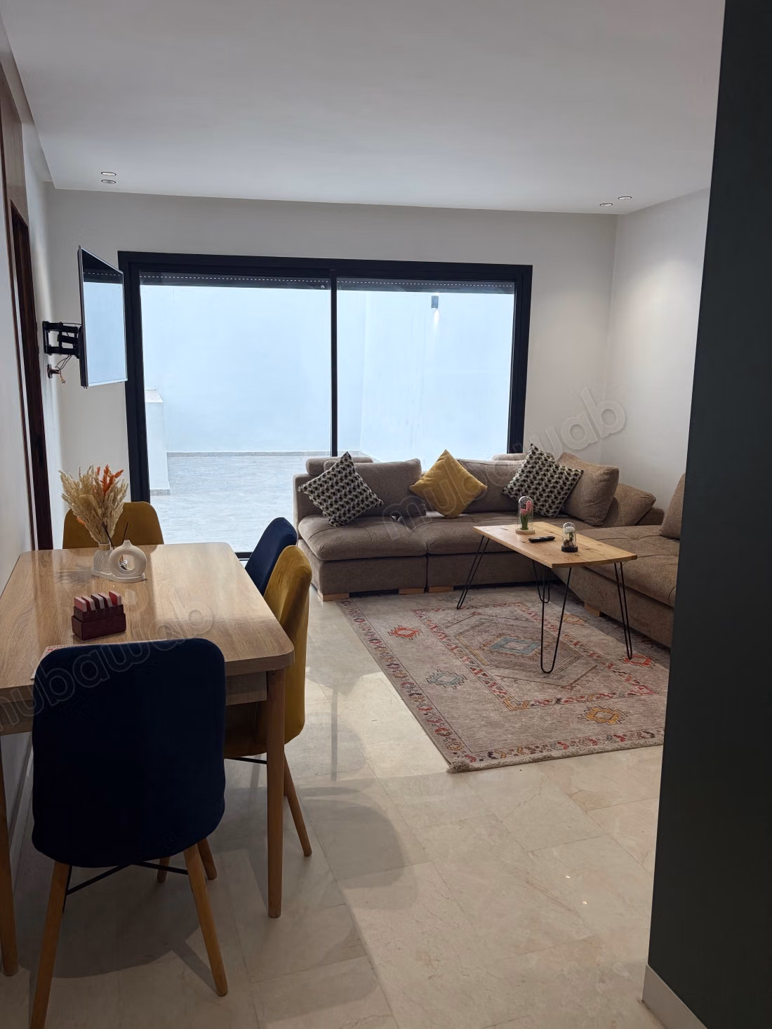 Alquiler de un apartamento en Anfa. 1 hermosa habitación. Bien amueblado