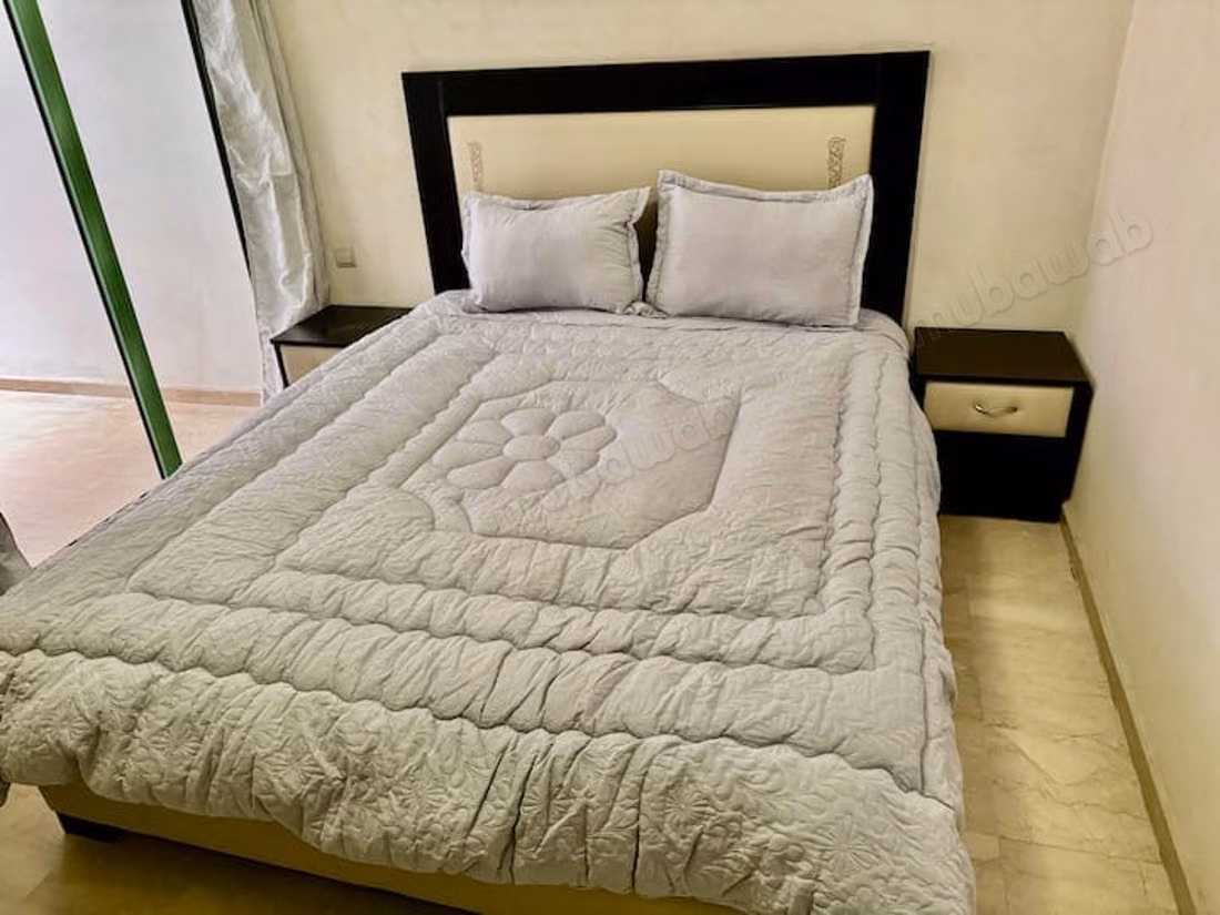 Prachtig appartement te huur in Hivernage. 3 comfortabele kamers. Goed ingericht