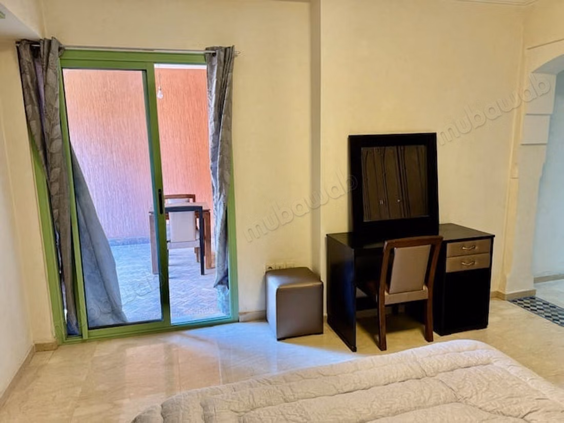 Prachtig appartement te huur in Hivernage. 3 comfortabele kamers. Goed ingericht