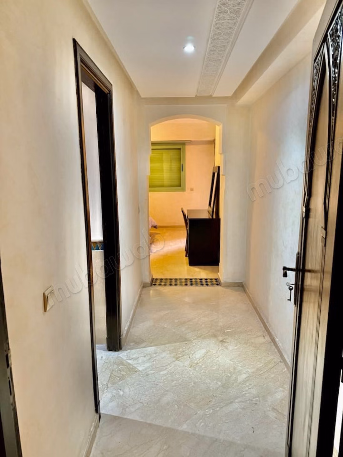 Prachtig appartement te huur in Hivernage. 3 comfortabele kamers. Goed ingericht