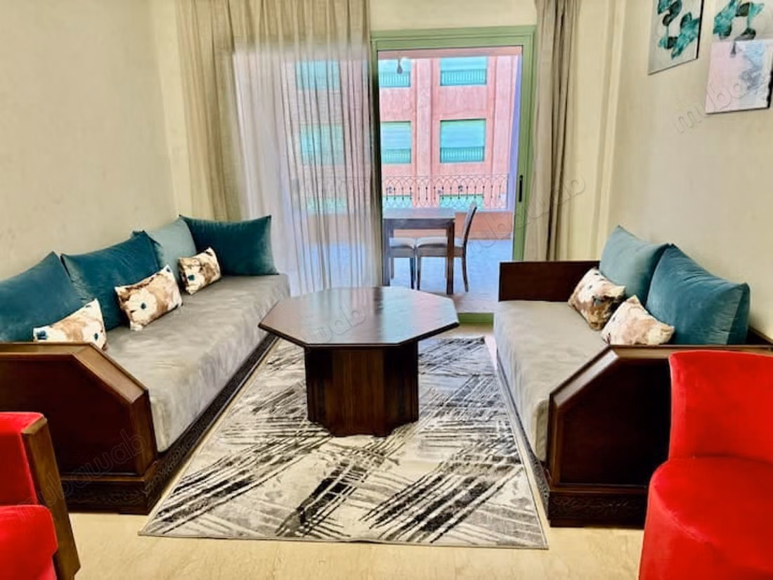 Prachtig appartement te huur in Hivernage. 3 comfortabele kamers. Goed ingericht
