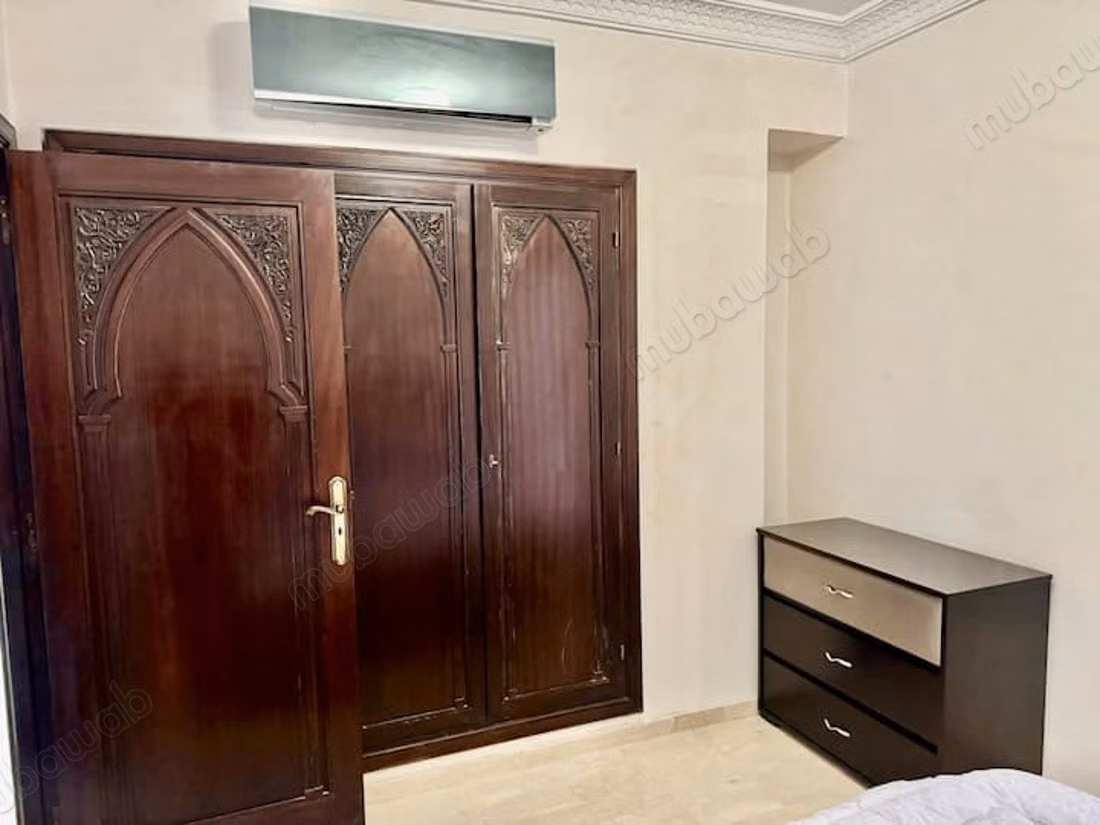 Prachtig appartement te huur in Hivernage. 3 comfortabele kamers. Goed ingericht