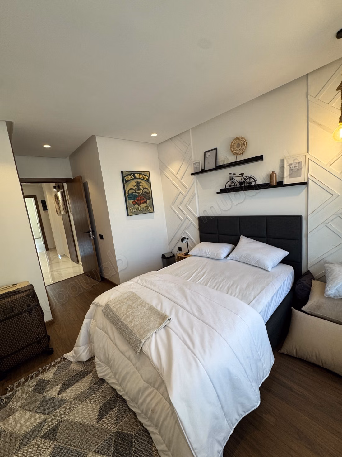 Verkoop appartement in Maârif. Oppervlakte 99 m². Goed ingericht