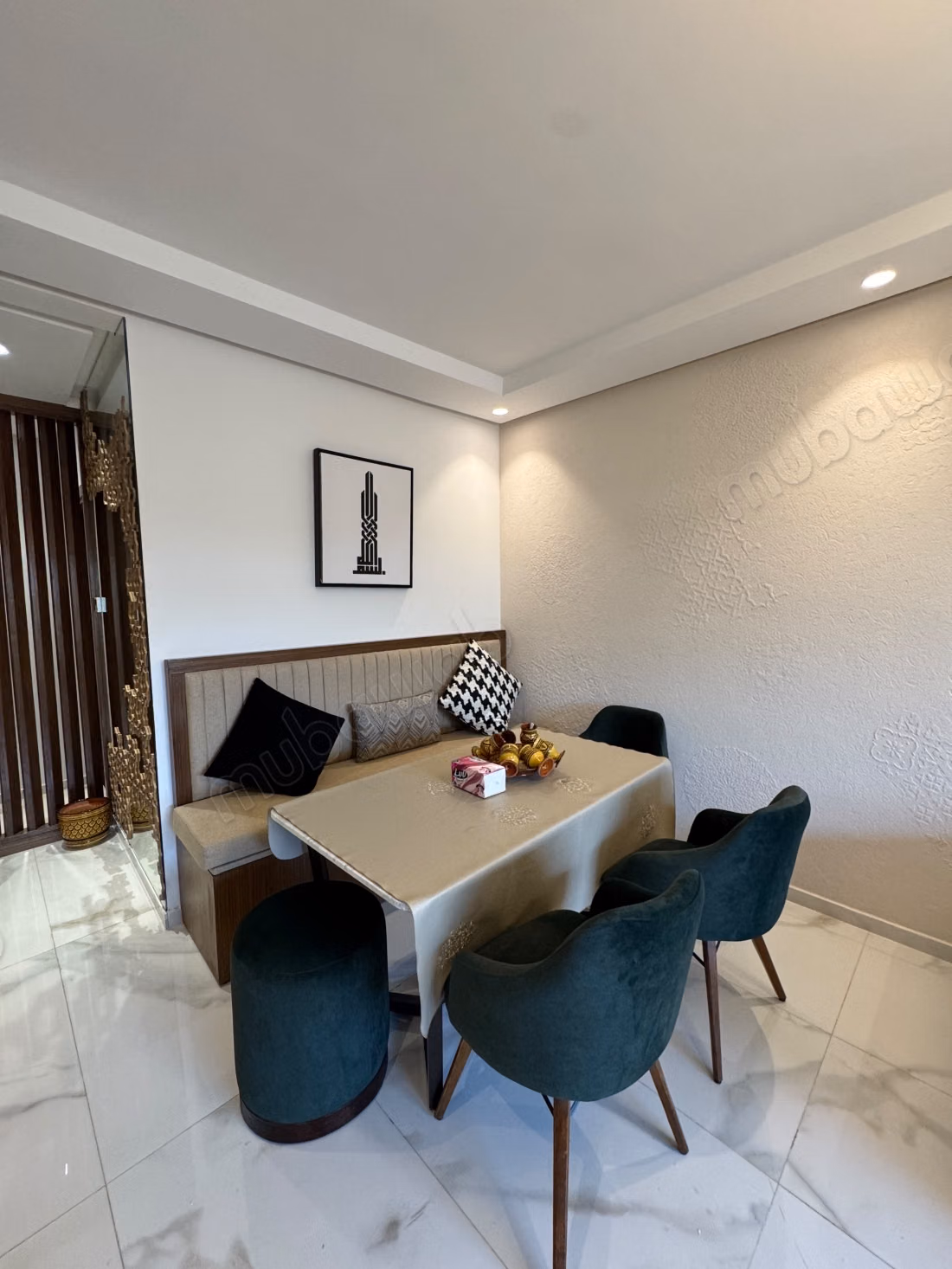Verkoop appartement in Maârif. Oppervlakte 99 m². Goed ingericht