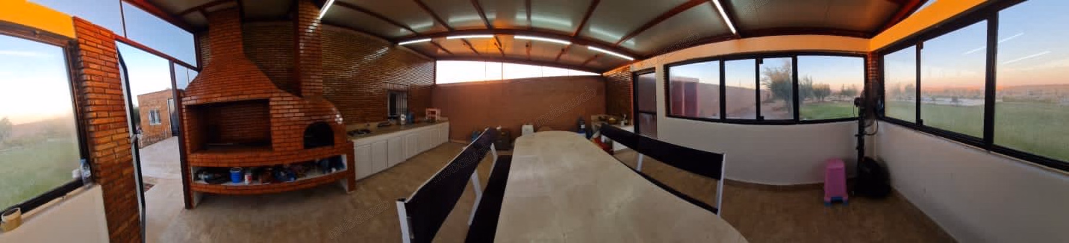 A vendre ferme 1 Ha 
Route Ourika