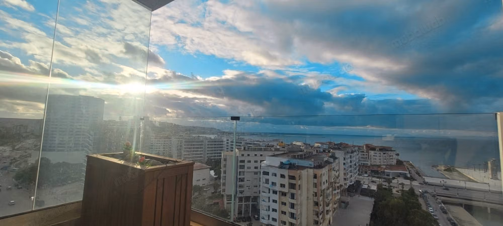 Appartamento in affitto a Malabata con vista mare