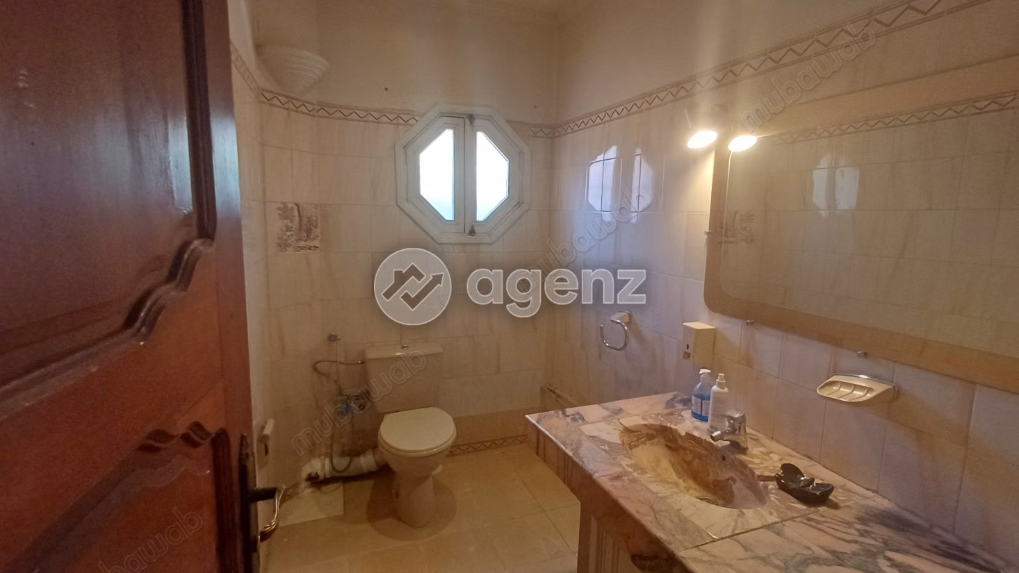 Villa in vendita 228 m², 7 camere Azli Marrakech