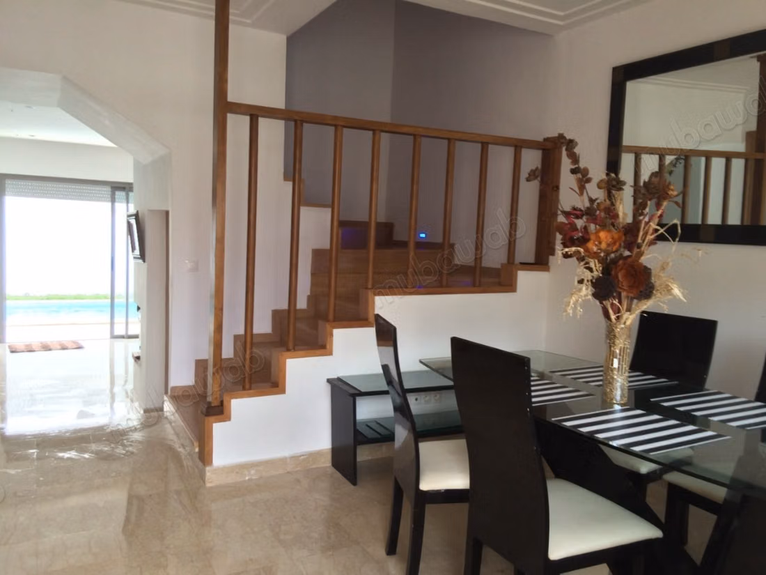 Modern villa 171m² with pool and garden – Dar Bouazza