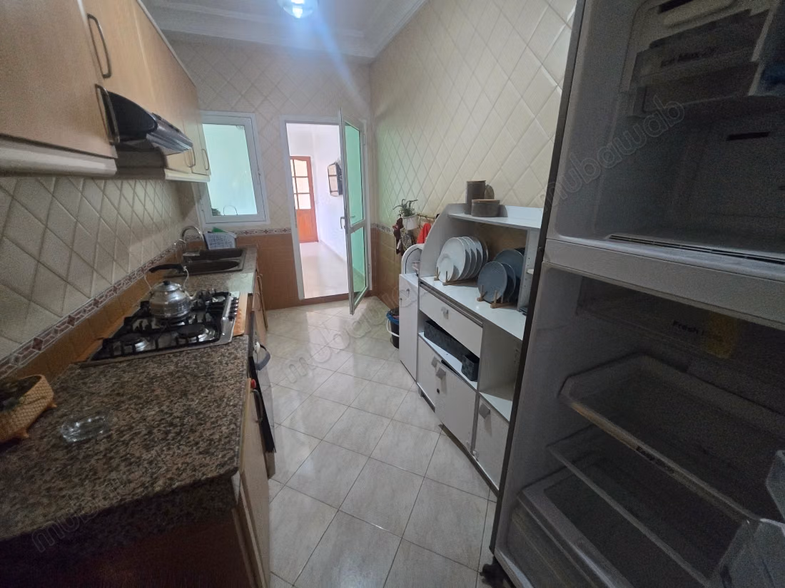 Zeer mooi appartement te huur in Beauséjour. 2 mooie slaapkamers. Gemeubileerd