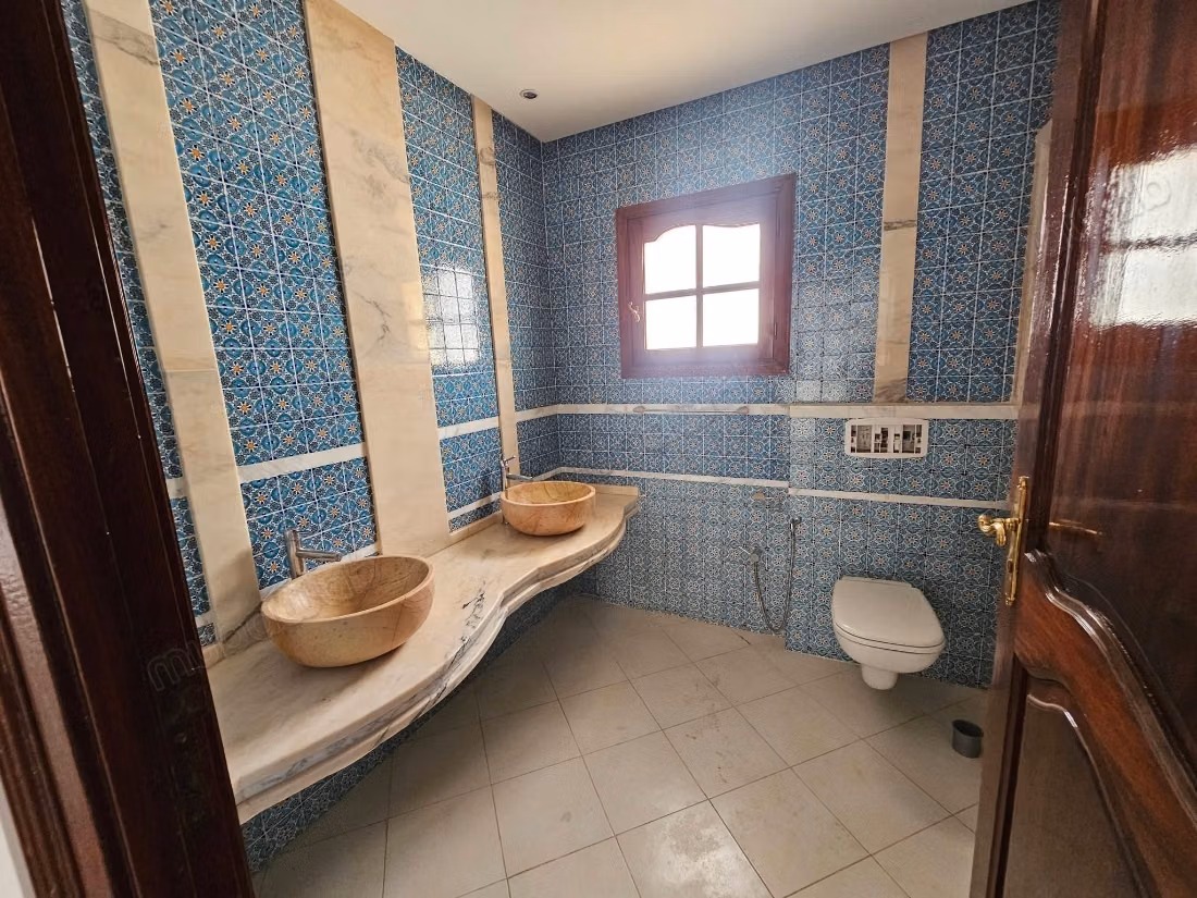  Menzah 9a: à vendre – villa de prestige