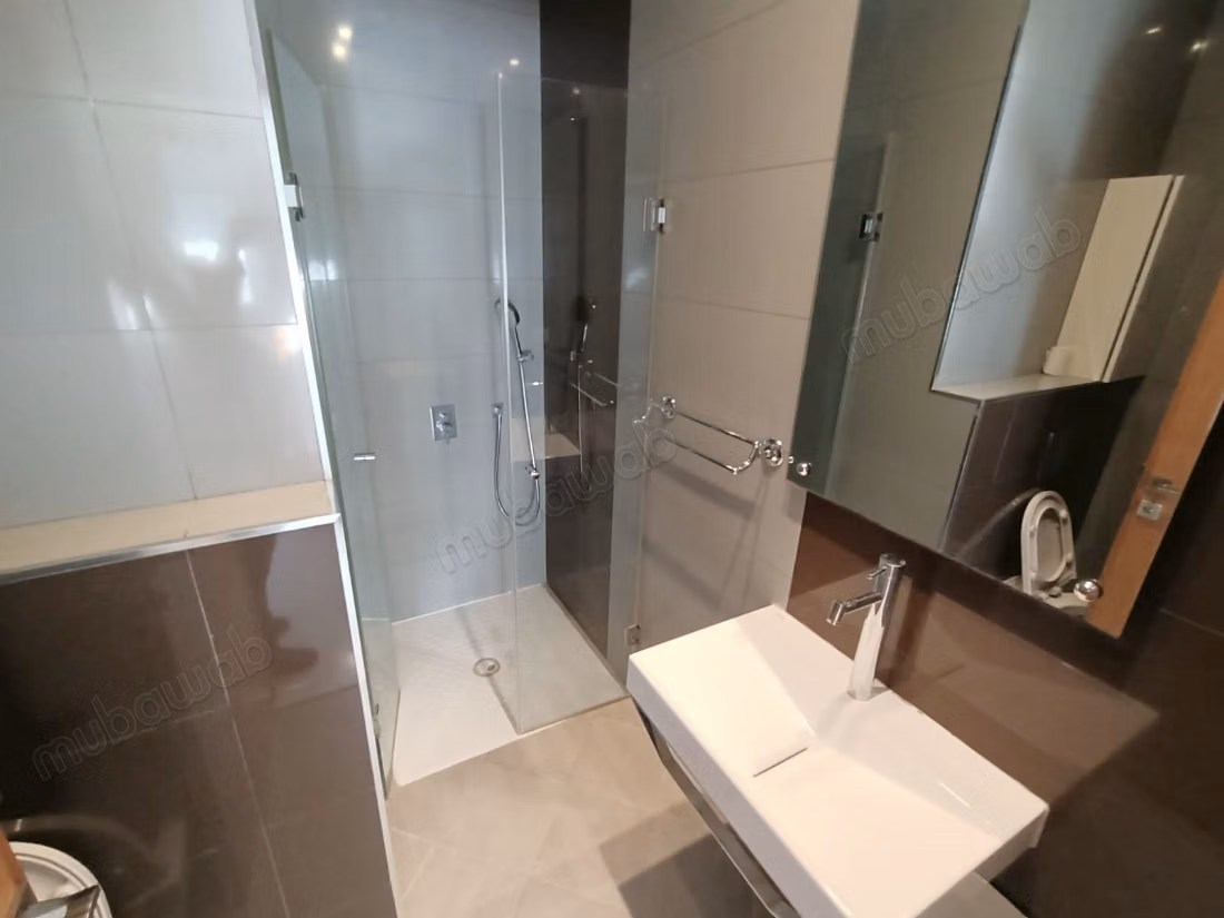 Villa con piscina al lago 2