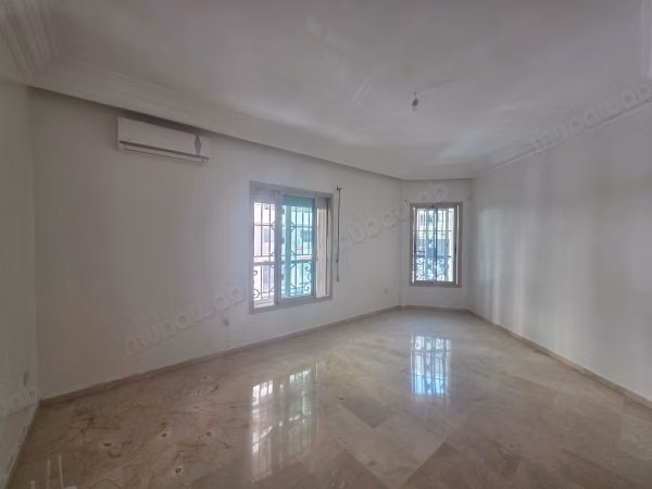 Apartamento NO AMUEBLADO bien situado en Racine