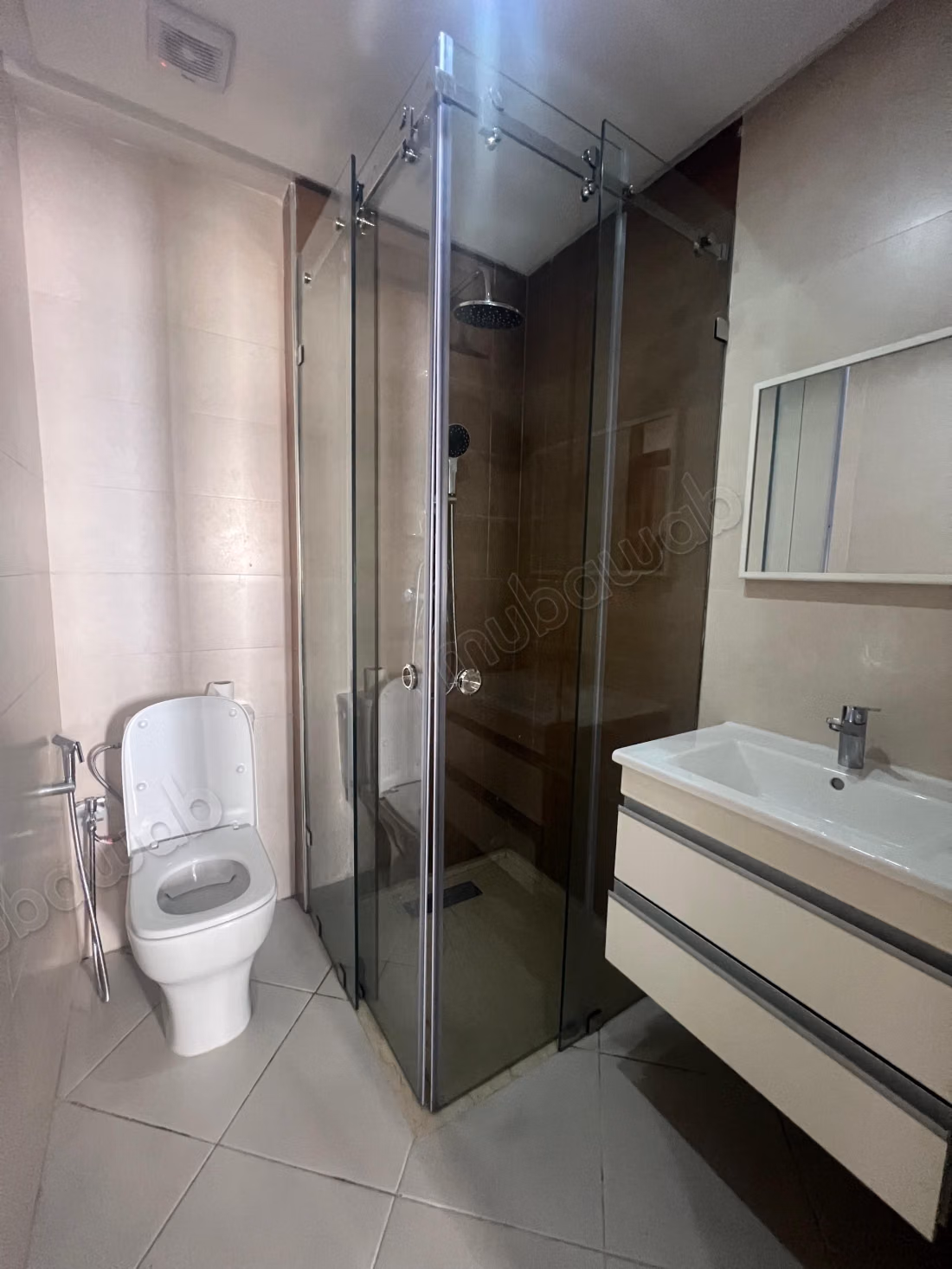 New apartment for rent empty Deyar Salam