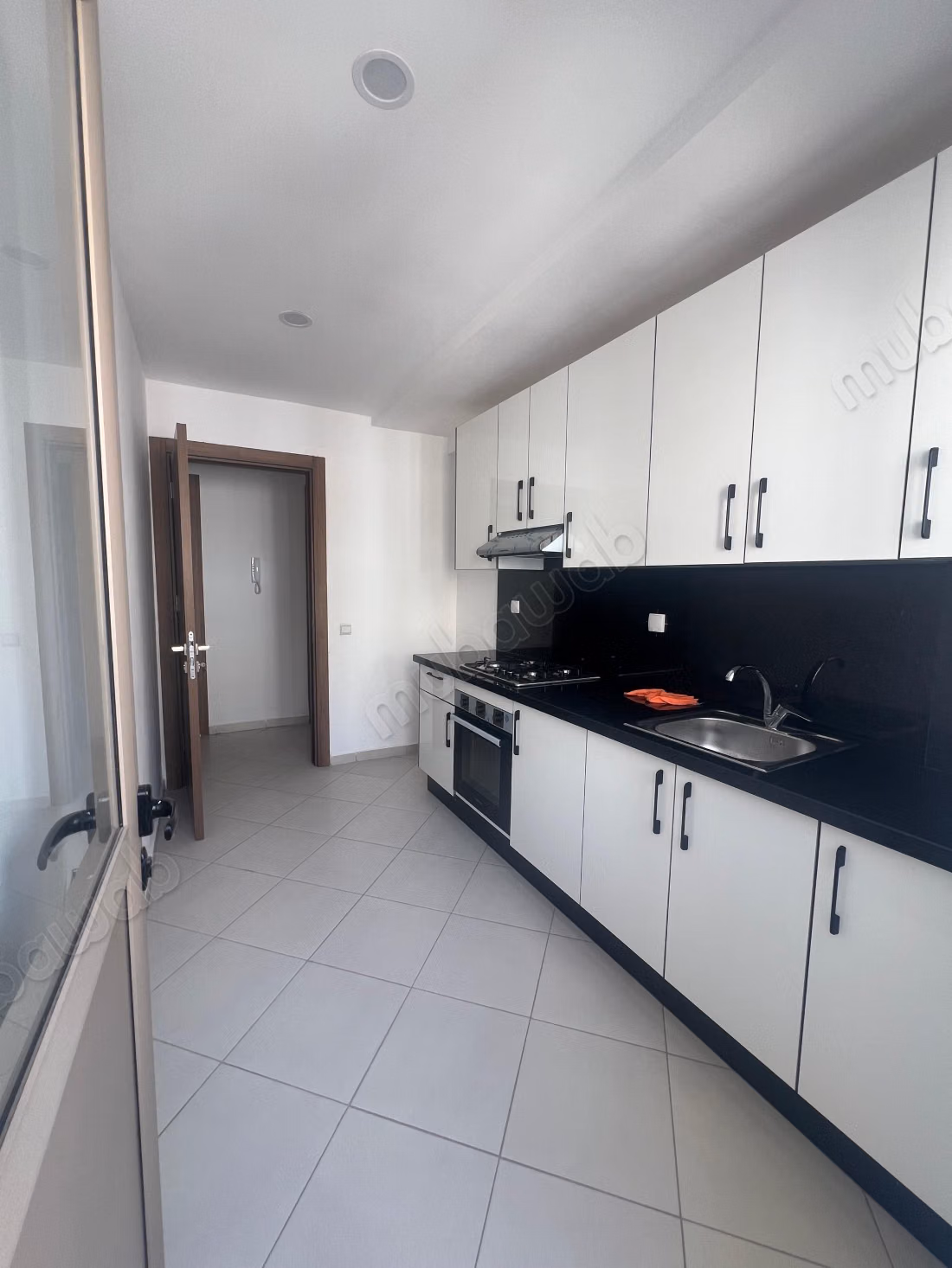 New apartment for rent empty Deyar Salam