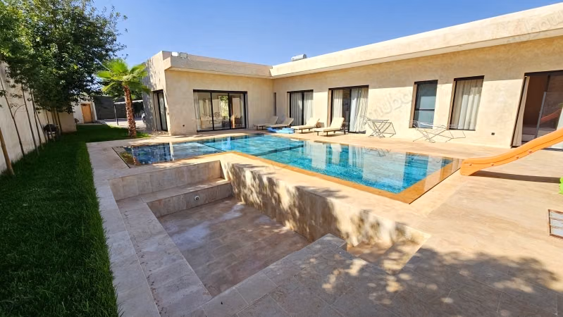 Villa a piano terra in vendita - Strada di Ouarzazate