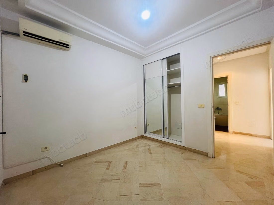 A louer un appartement en S3 à Ennasr 1