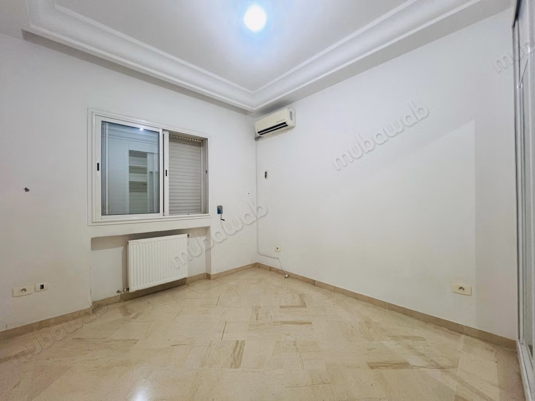 A louer un appartement en S3 à Ennasr 1