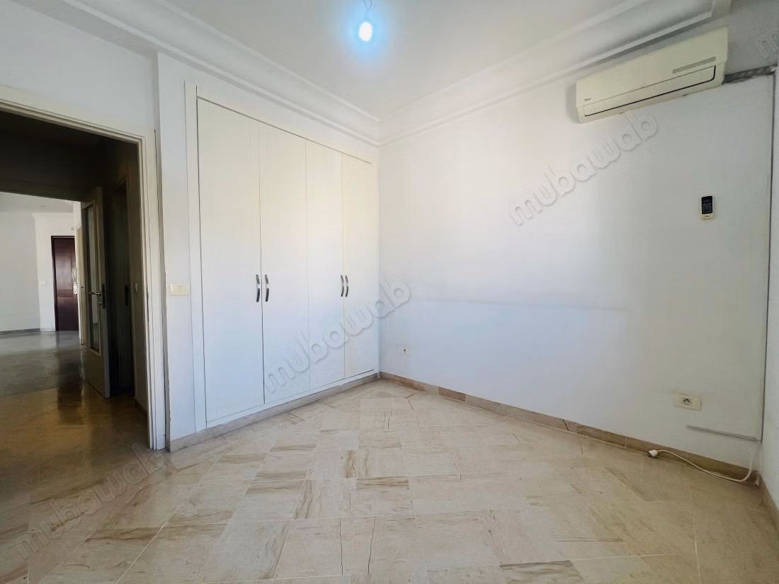 A louer un appartement en S3 à Ennasr 1