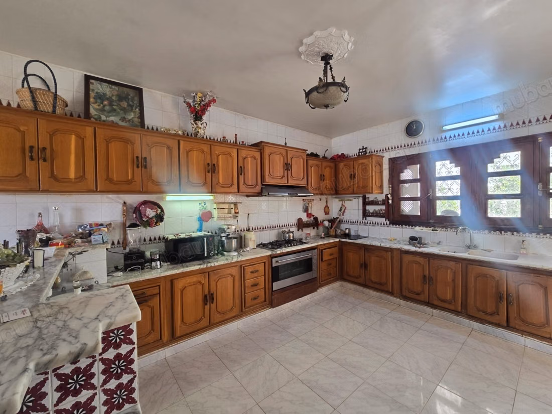 A vendre une villa a hammamet zone sindbed