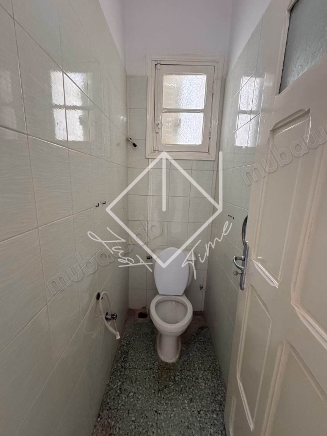 À louer un étage de villa en s2 à cité el ghazela
