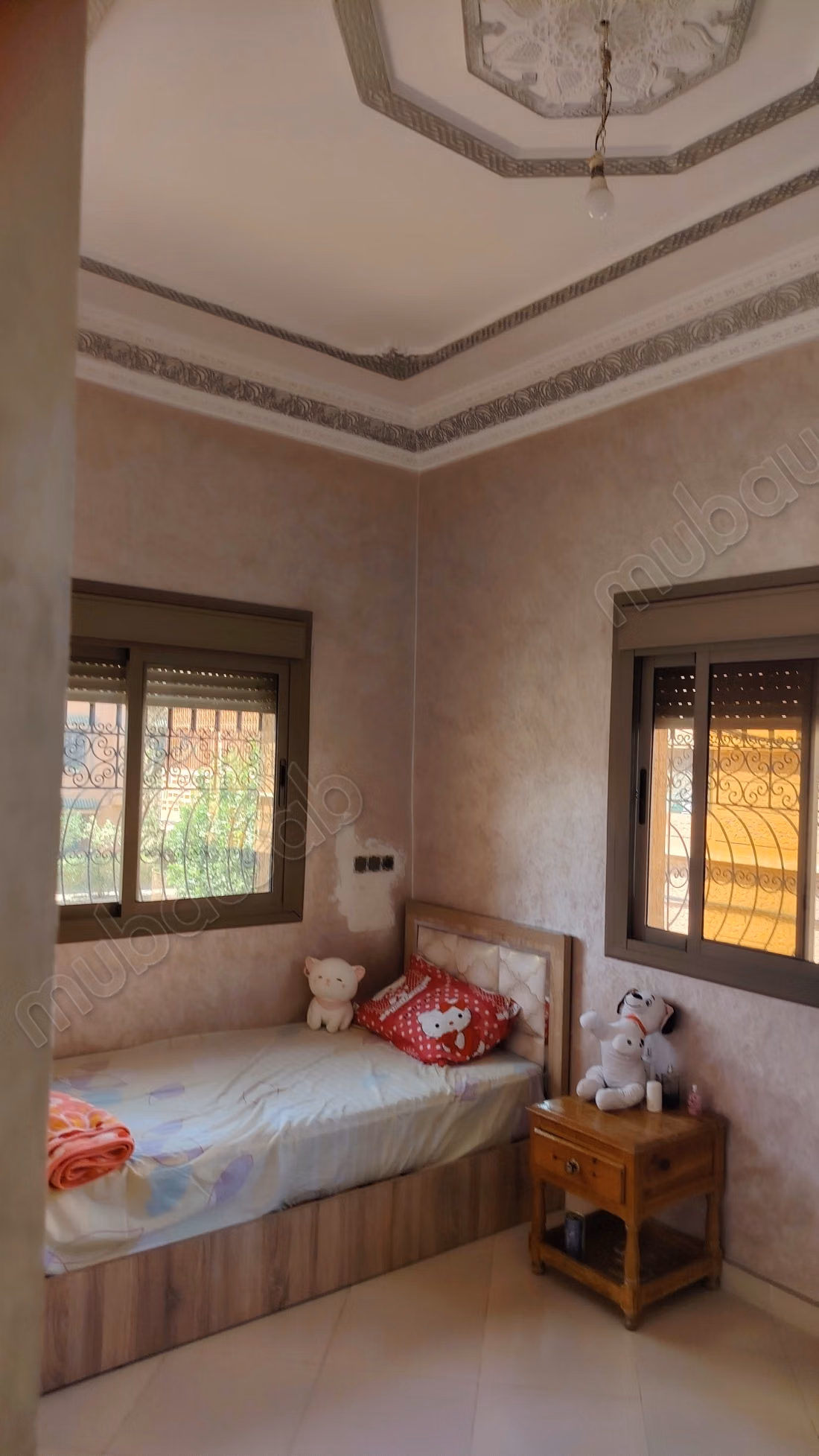 Find your house for sale in Daoudiat. 3 rooms. Satellite dish